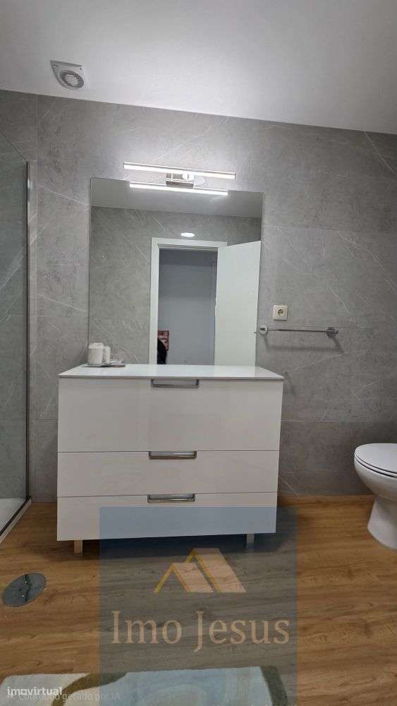 Moradia T3 centro Carvalhos-20
