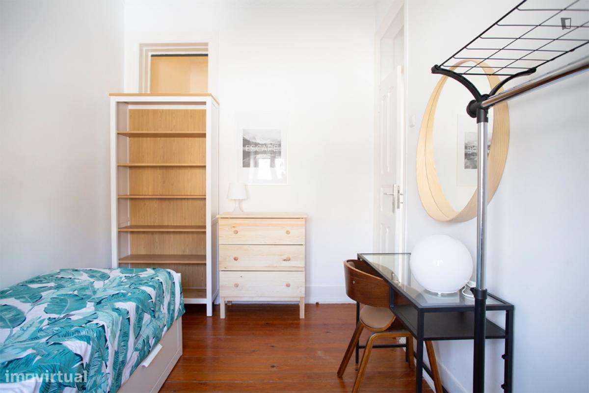 Quarto - localizado em Arroios Lisbon - Grande imagem: 5/6