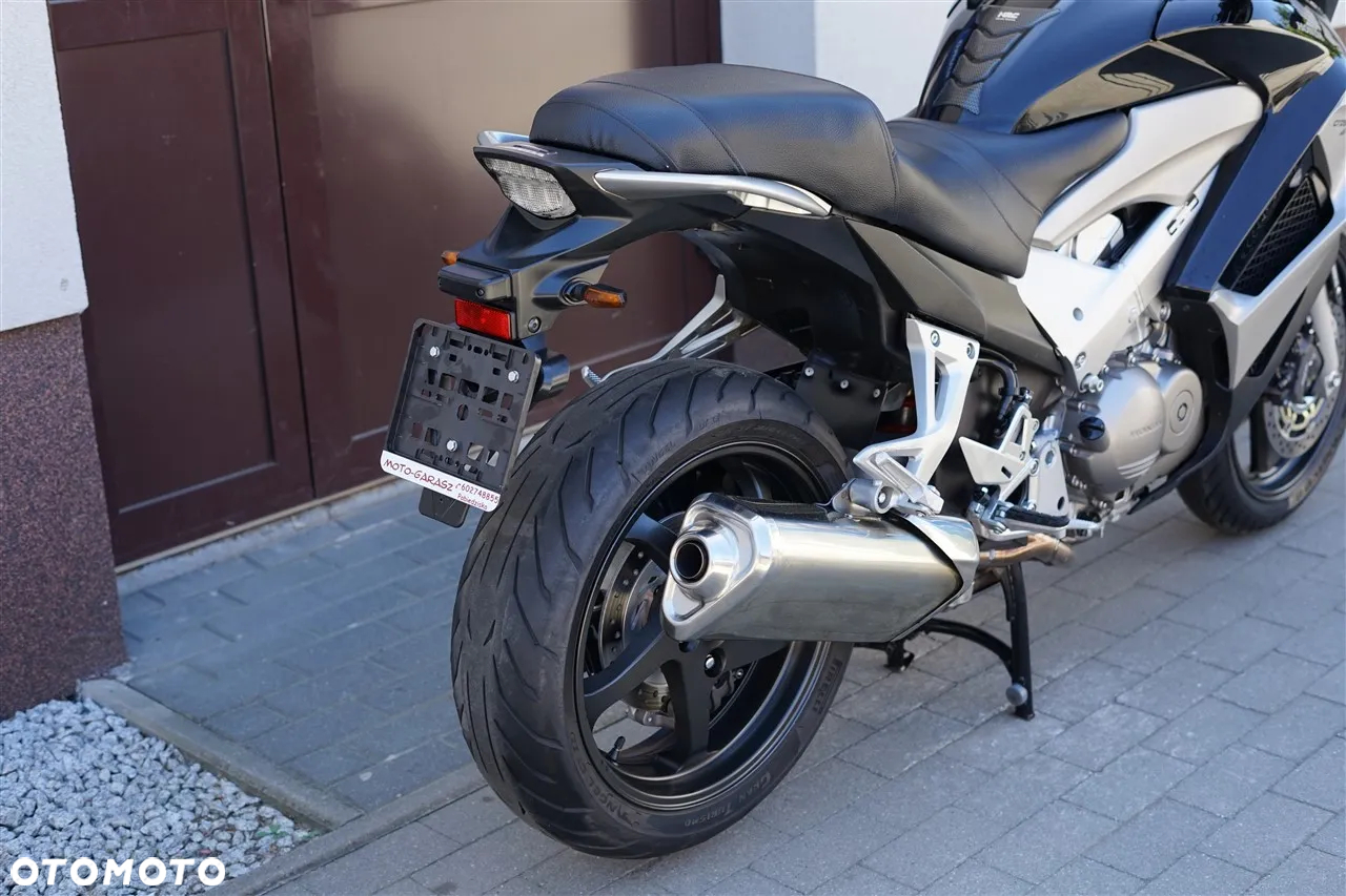 Honda VFR - 6