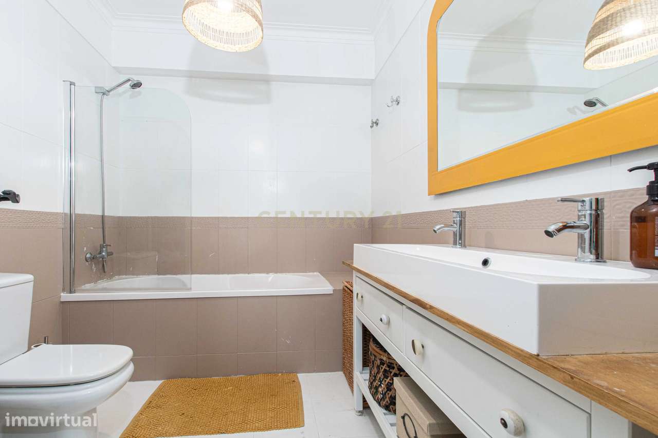 Apartamento T3 à Venda na Póvoa de Santa Iria –  (Quinta da Piedade 2ª-15