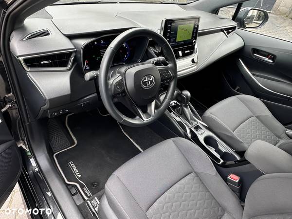 Toyota Corolla 1.8 Hybrid Comfort - 24