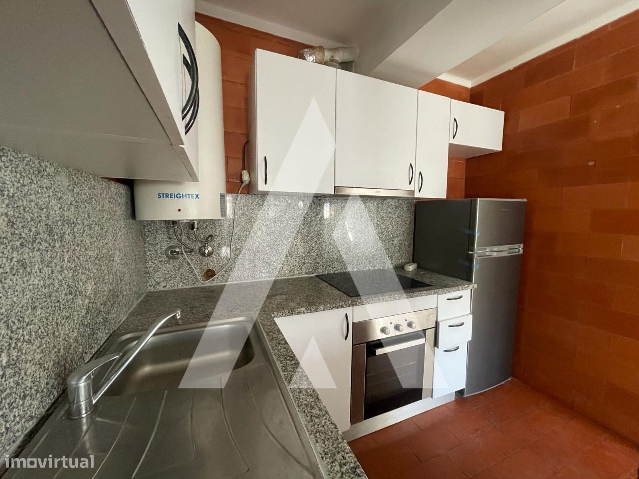 Apartamento T2 localizado no centro de Aveiro