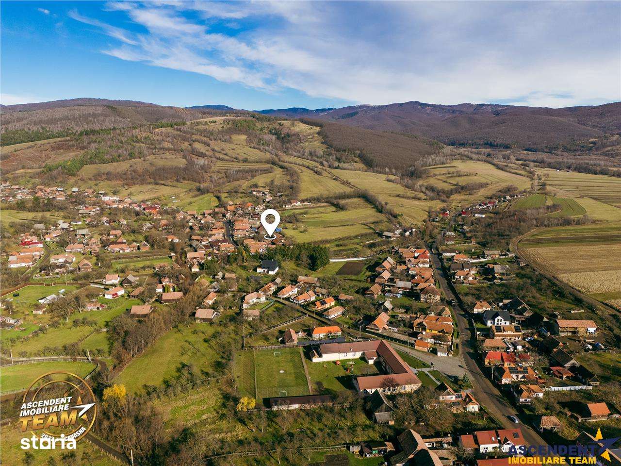FILM! Casa si anexe, pe domeniu de 6.221mp,  livada pomi fructiferi, L-19