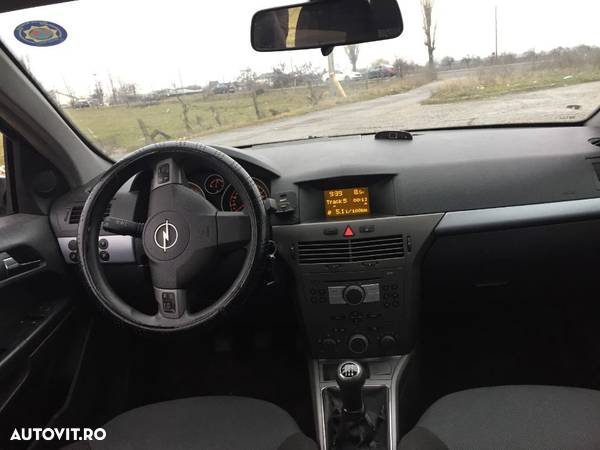 Dezmembrez OPEL ASTRA H BREAK 1.7 diesel Z17DTH - 12