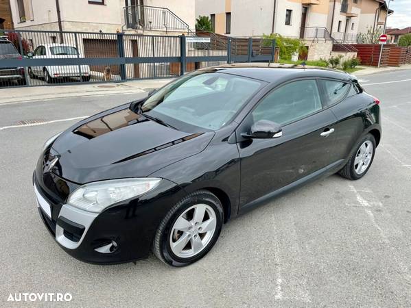 Renault Megane III Coupe 1.5 dCi Color Edition - 39