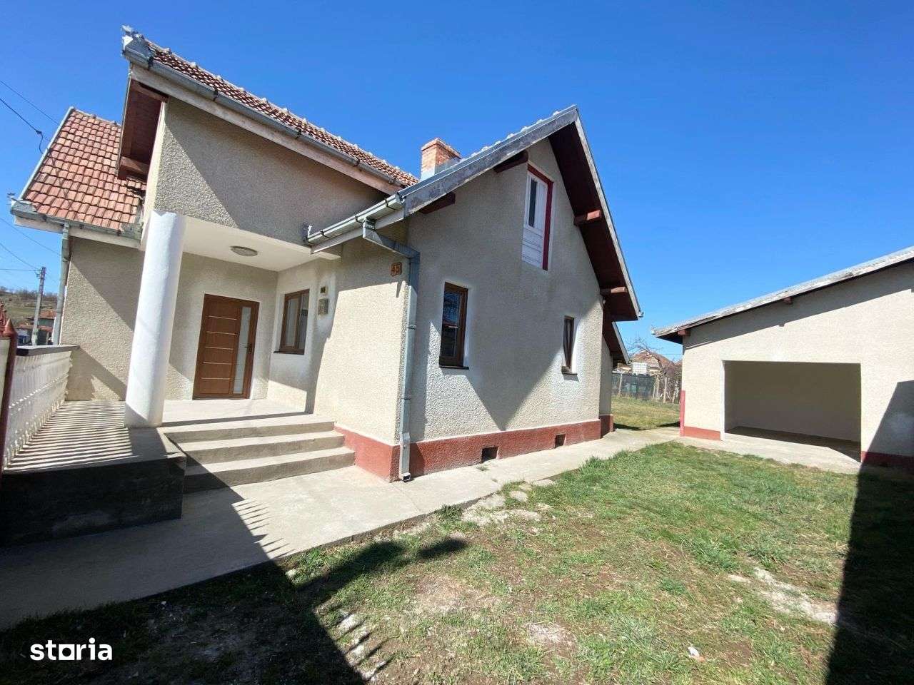 Casa in Teius - Imagine principală: 2/15