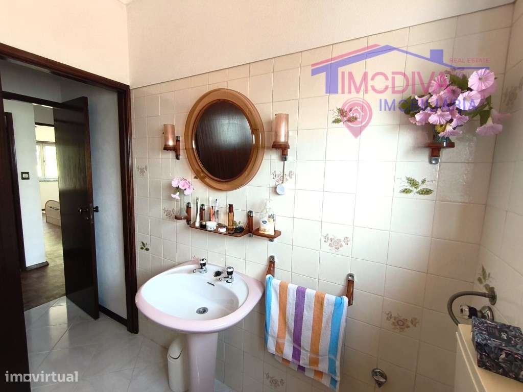 Moradia T3 com garagem e Terreno com 1850 m2 em Arega, Figueiró dos...-45