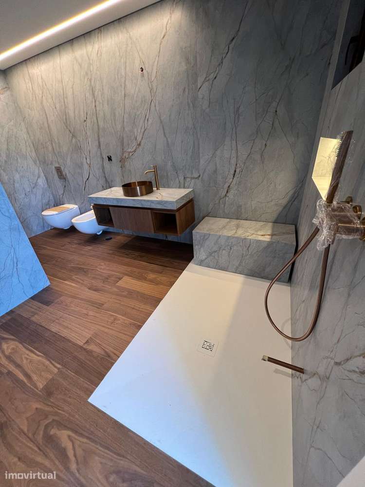 Moradia Luxo T6 Miramar Praia Gaia Piscina 5 Suites Golfe de Miramar-11