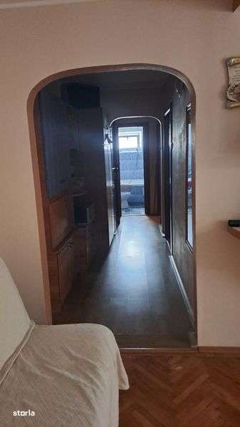 Apartament 3 camere de vanzare - Imagine principală: 4/7