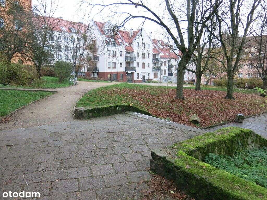 Kawalerka, ul. Grodzka, z widokiem na skwer!-19