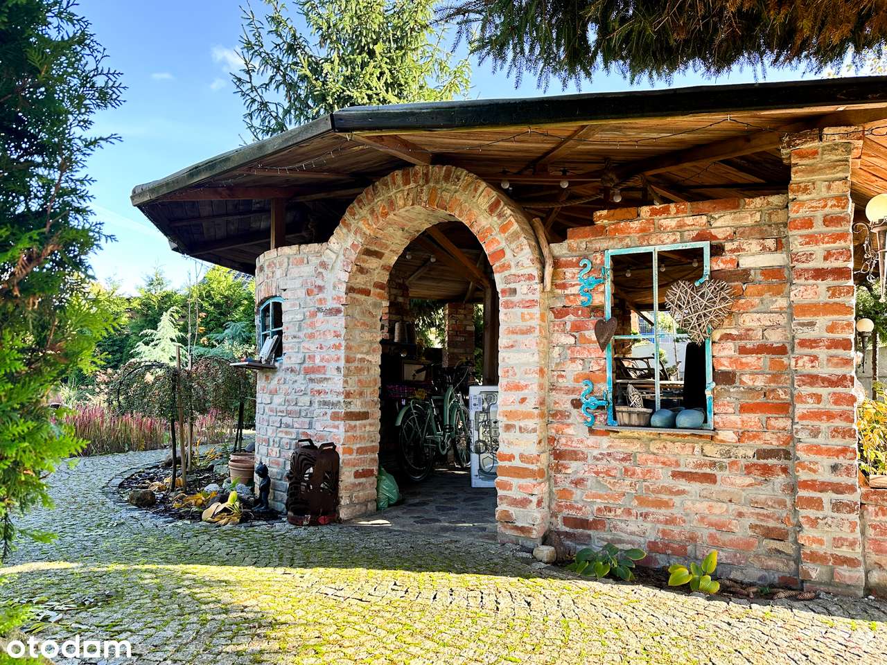 Dwa domy jednorodzinne na jednej działce Drzonków-2