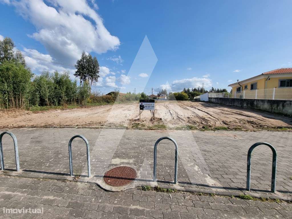 Terreno centro de Ovar - Junto Estação Comboios - Grande imagem: 4/26