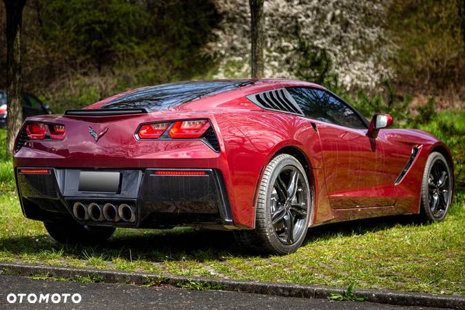 Chevrolet Corvette - 16