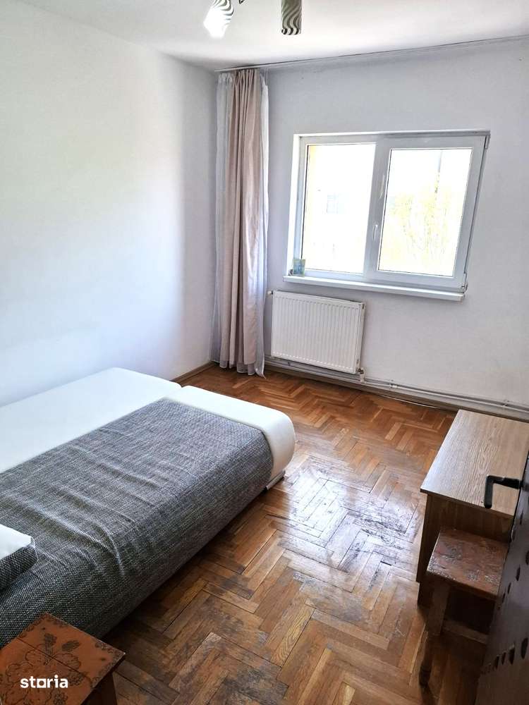 3 camere decomandat cu 2 bai , Unirii Sud , etaj 3 din 4 , Unirii Sud-4