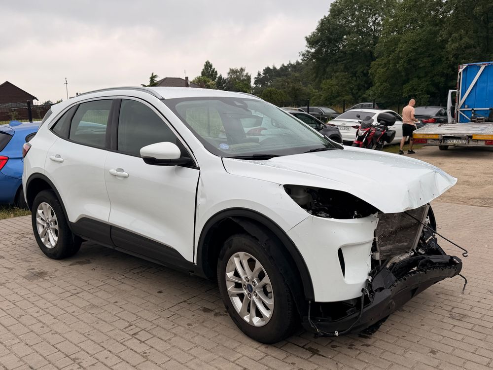 Ford Kuga III (2019 - ) 2.5 Duratec FHEV TITANIUM 2022
