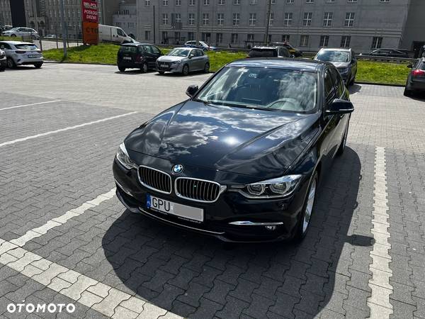 BMW Seria 3 320d Luxury Line - 2