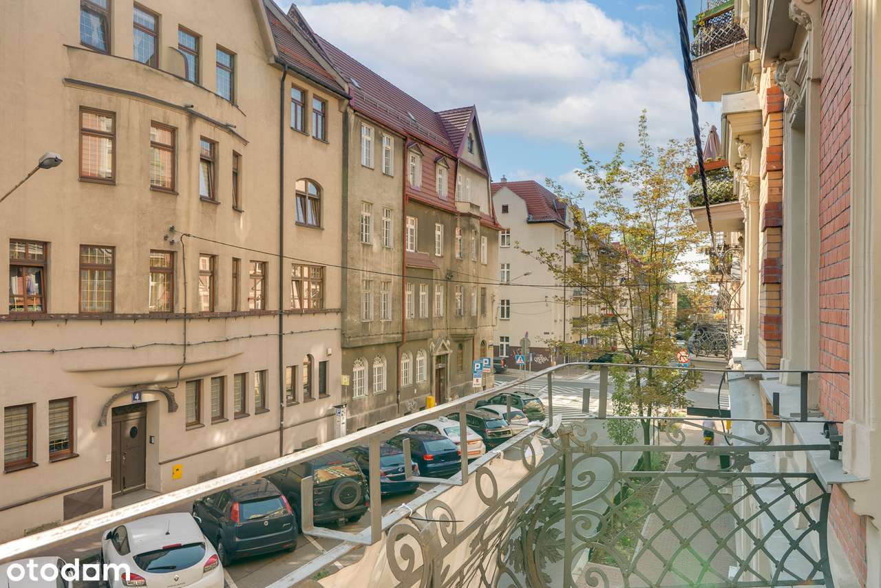 100 m2 4 pokoje słoneczne, po remoncie, 2 balkony, garaz, 1 pietro LUX-13