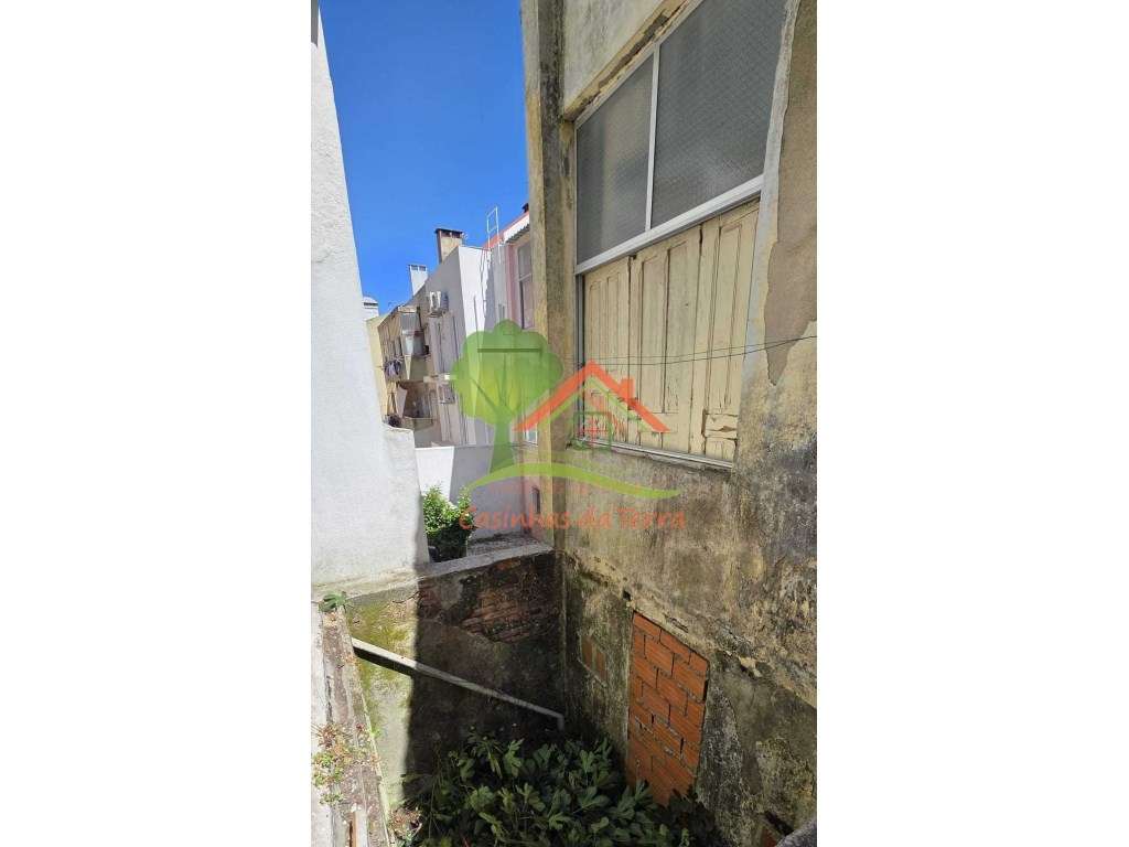 Prédio devoluto - Beato - 6 apartamentos-6