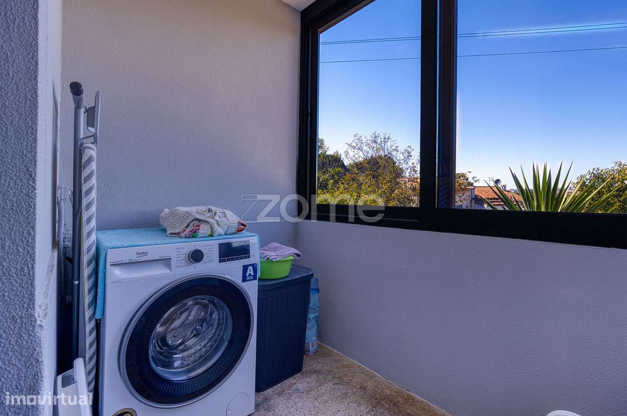 Moradia Bifamiliar T2 transformado em T1 + T1| Valbom, Gondomar-23