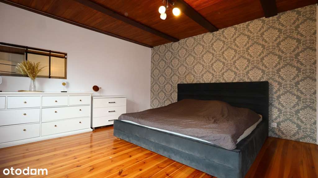 Wolnostojący dom z 19-arową działką-11