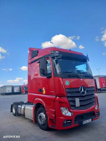 Mercedes-Benz ACTROS MEGA - 5