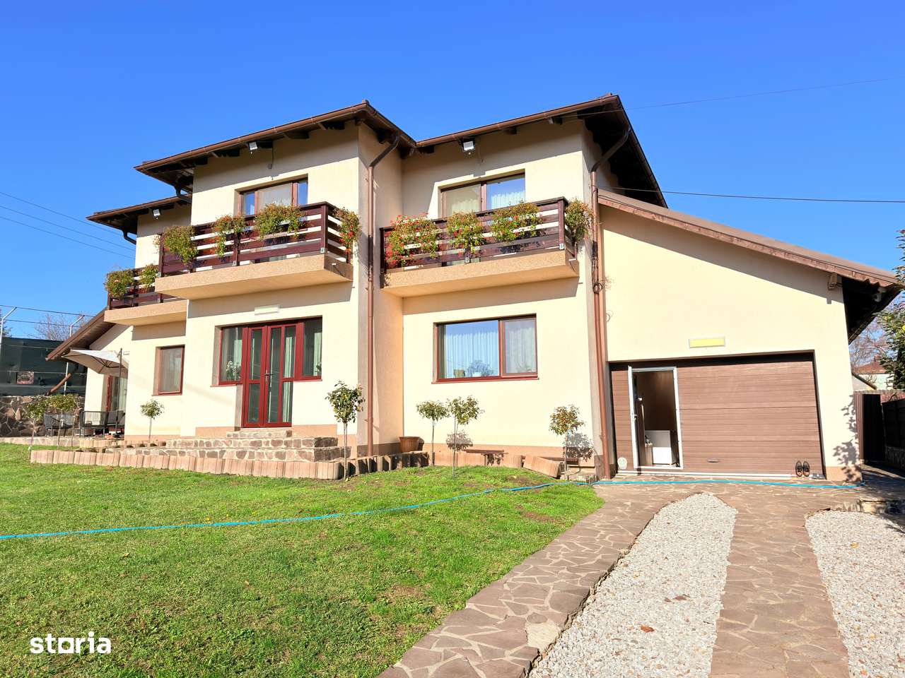 Casa caramida zona Bucovina - Imagine principală: 3/19