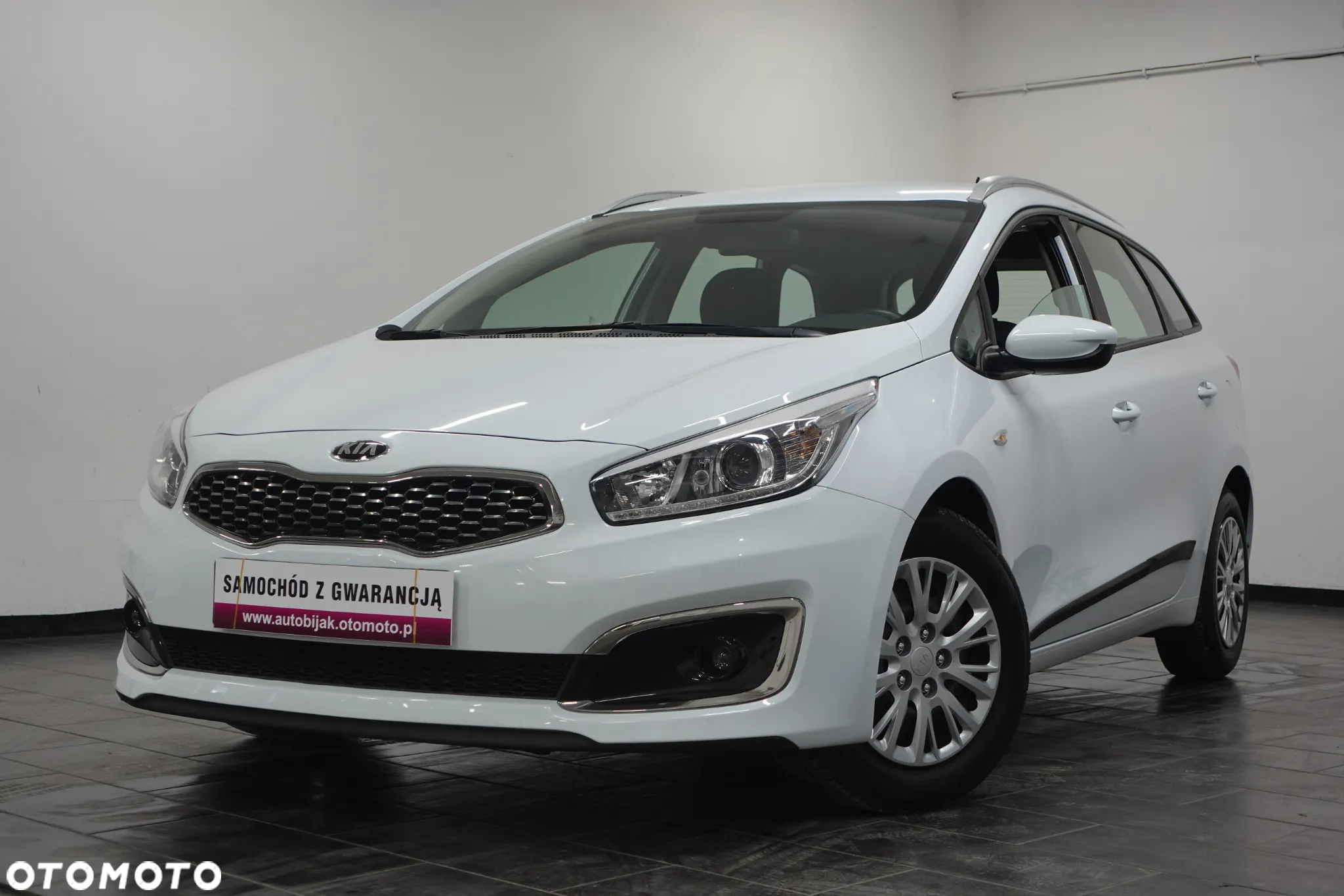 Kia Ceed 1.4 CRDi 90 SW Vision - 20