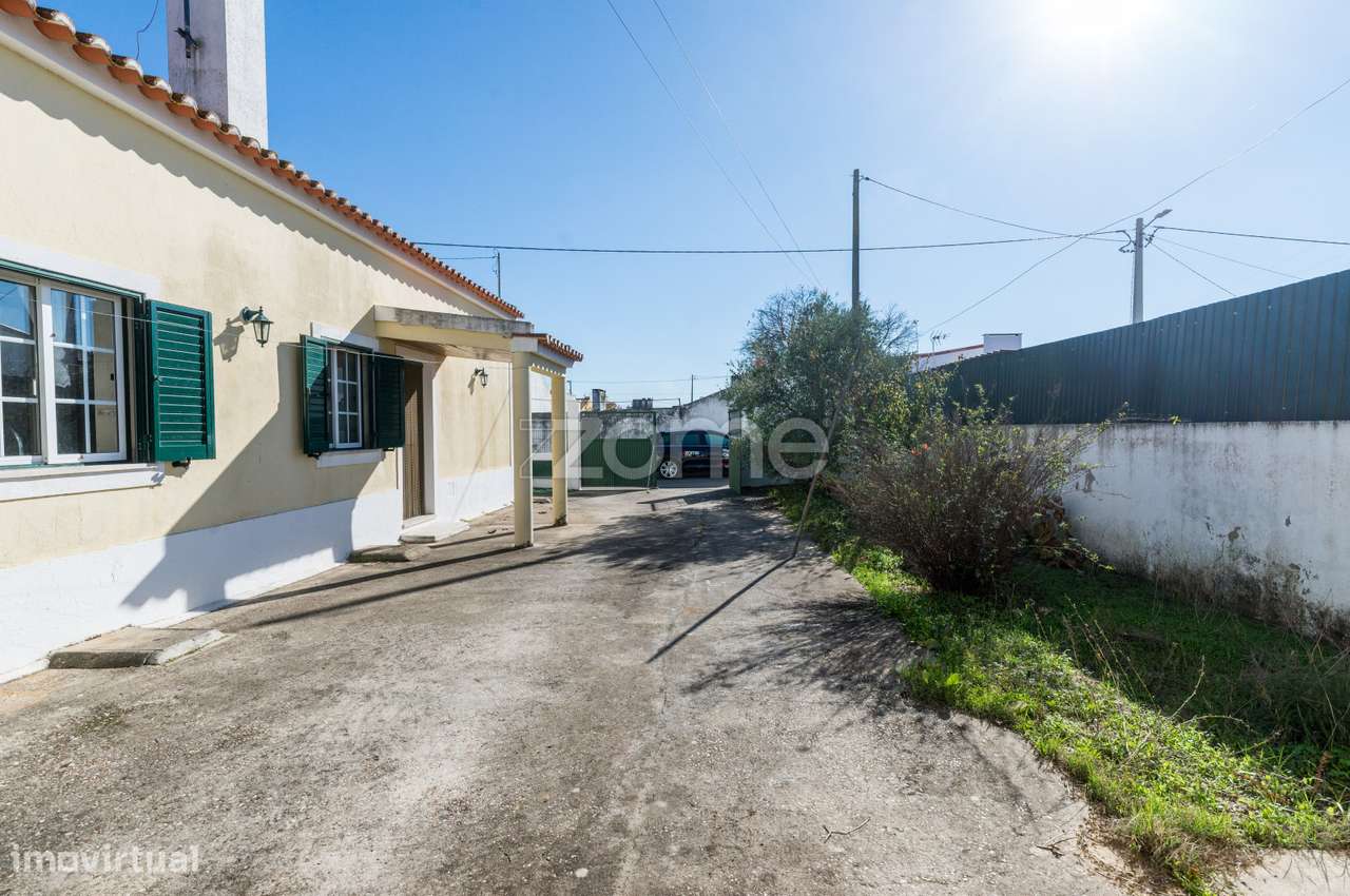 Moradia T3 com garagem e jardim, Alpiarça - Grande imagem: 5/50