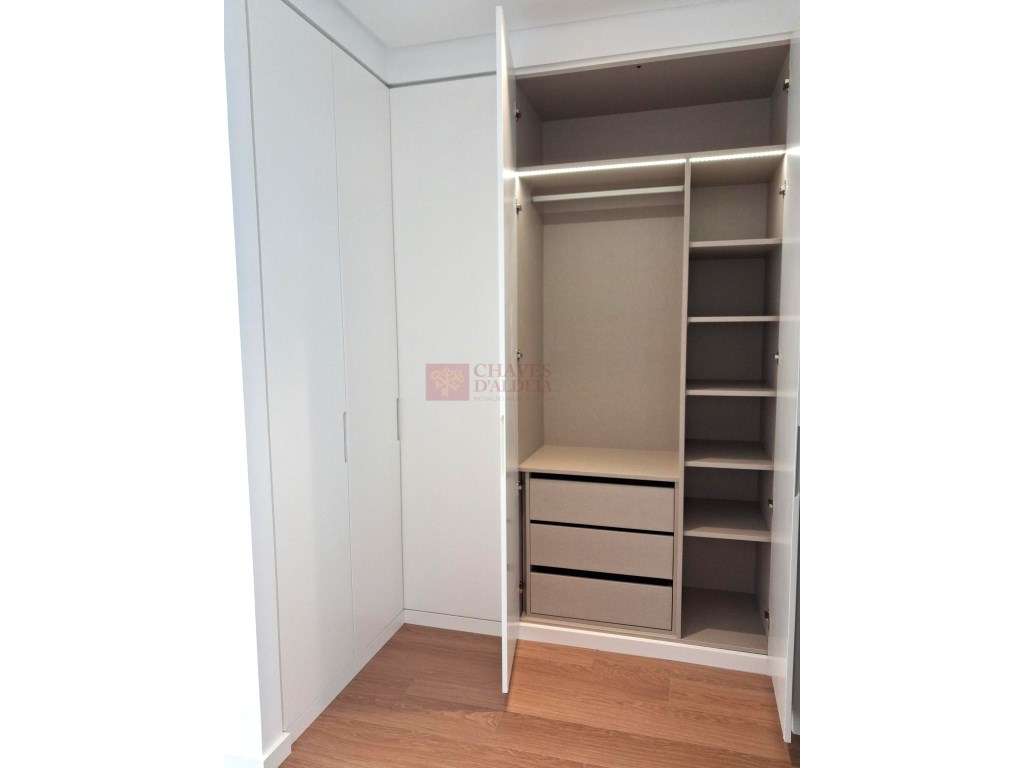 Ericeira - Moradia T4 a estrear - Conforto, Piscina e Vista 180º'-22