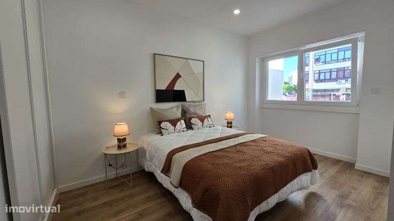 &#127991;&#65039;Apartamento T3 Remodelado em Benfica – Moderno e Cent-29