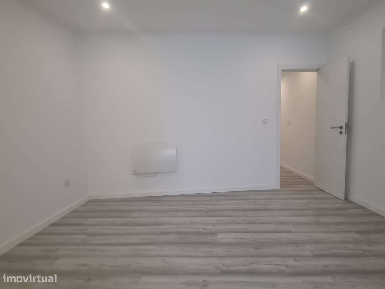 Moradia T3 Renovada Niza - Com Quintal-22