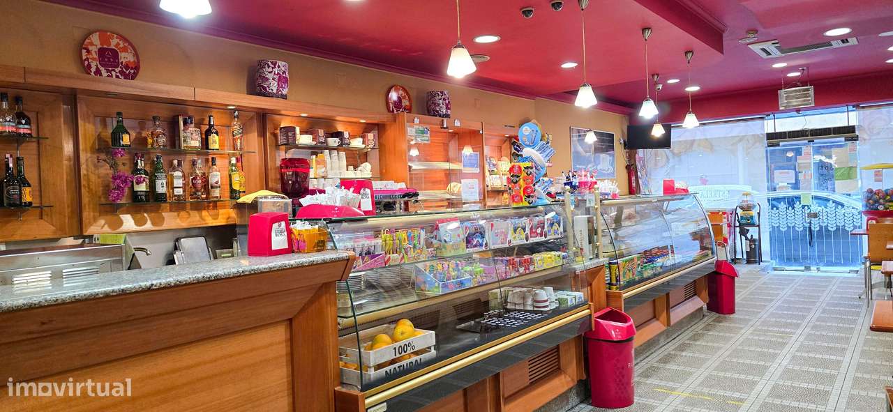 Trespasse: Pastelaria Restaurante com 18 Anos de Funcionamento. - Grande imagem: 5/15