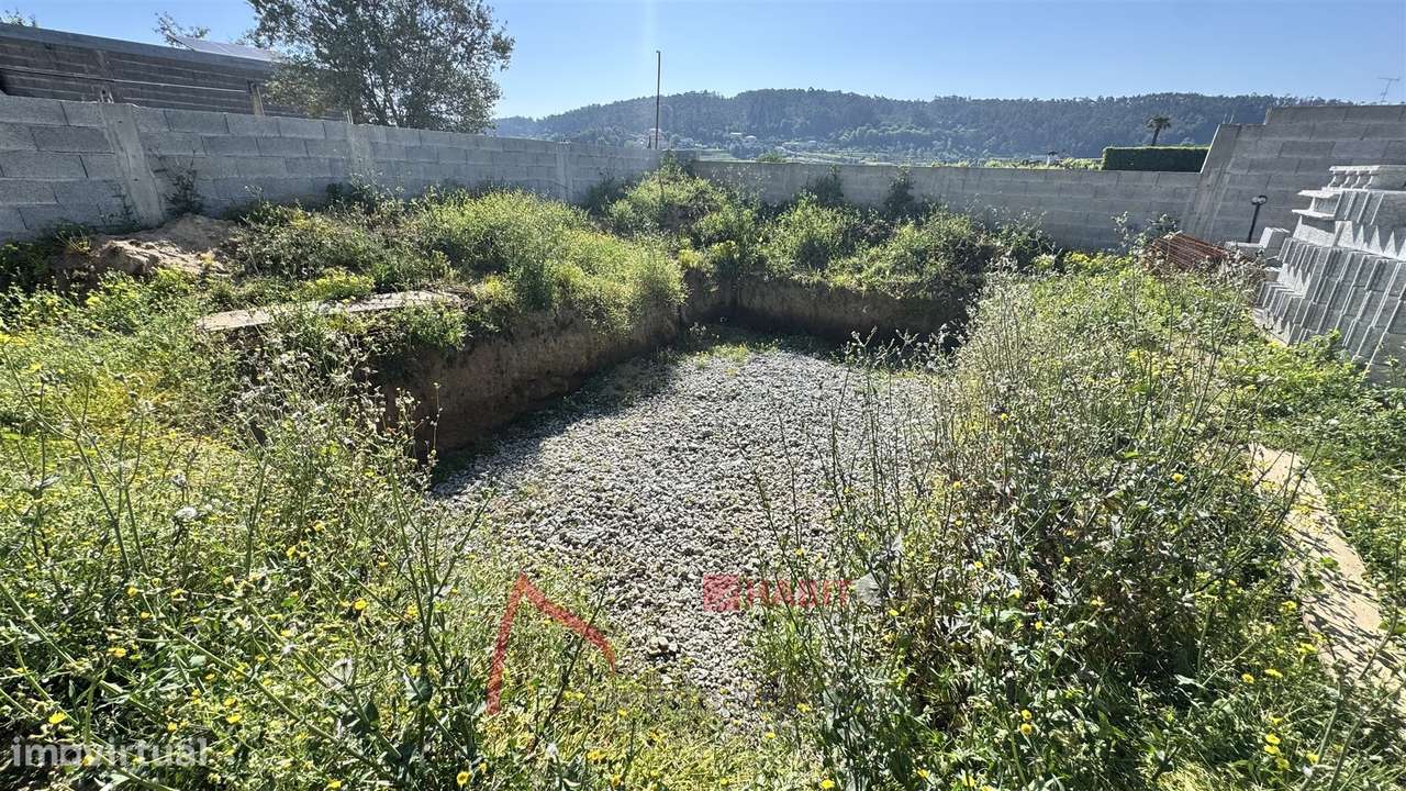 Moradia Individual em Arentim-54