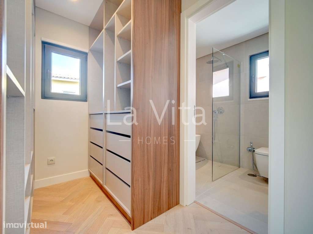 Moradia Isolada T4, com piscina e jardim no Cobre, em Cascais.-17