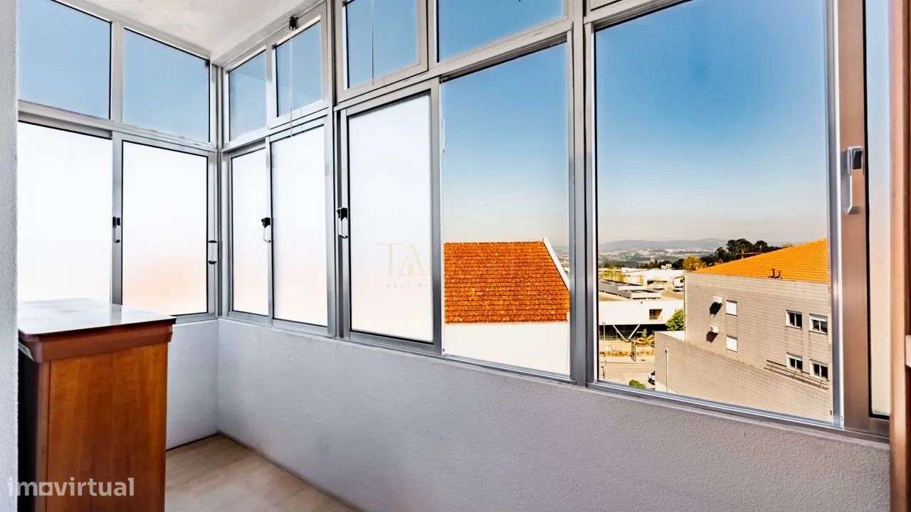 Apartamento T3 em Penafiel (2 Frações: T2+T1)-23