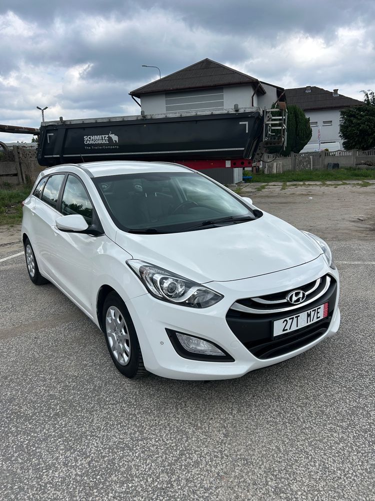 Hyundai i30 II blue 1.6 GDI YES Silver 2014