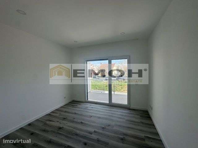 Moraria T3+1 Geminada na Abóboda / Possibilidade Piscina-16