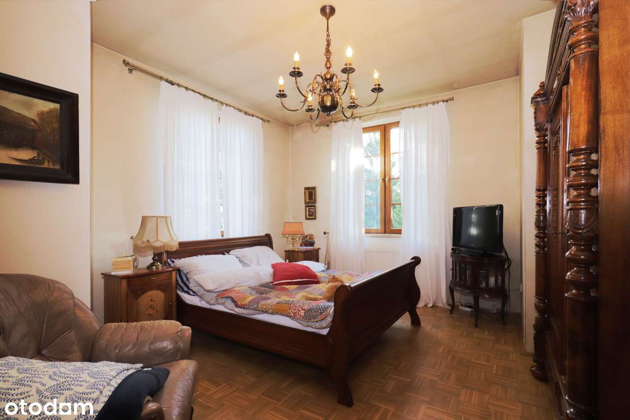 Dom w klasycznym stylu,  ogród, garaż dwustanowiskowy | Krężnica Jara-7