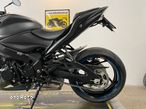 Suzuki GSX 1000 - 24