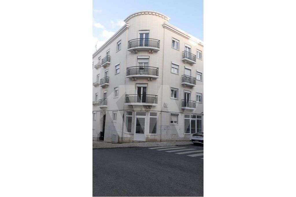 * Prédio na Penha de França * Completamente Renovado * Zona Envolvente - Grande imagem: 4/43