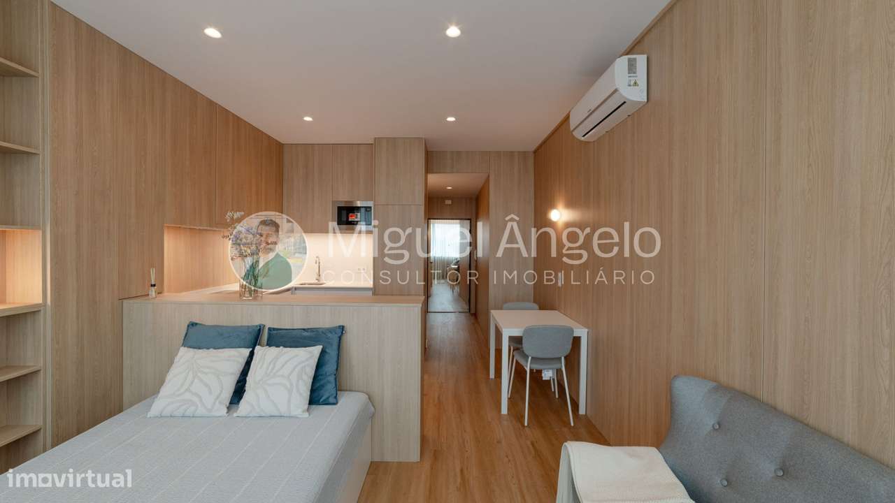 Apartamento T0 novo c/ lugar de garagem e totalmente mobilado-6