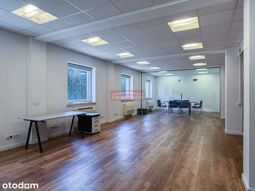 Do wynajęcia biuro 198 m² w Krakowa - ul. Balicka – pohled 2