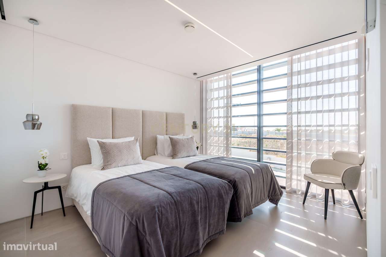 Quinta Dourada – Built by Design  | Moradias novas com piscina privati-23