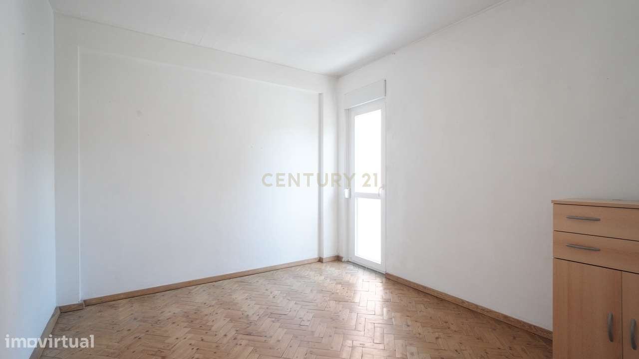 Olivais T4 para venda-12