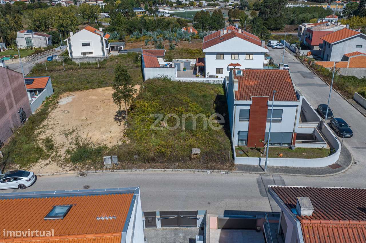 Terreno em Pedroso com excelentes acessos! - Grande imagem: 5/23