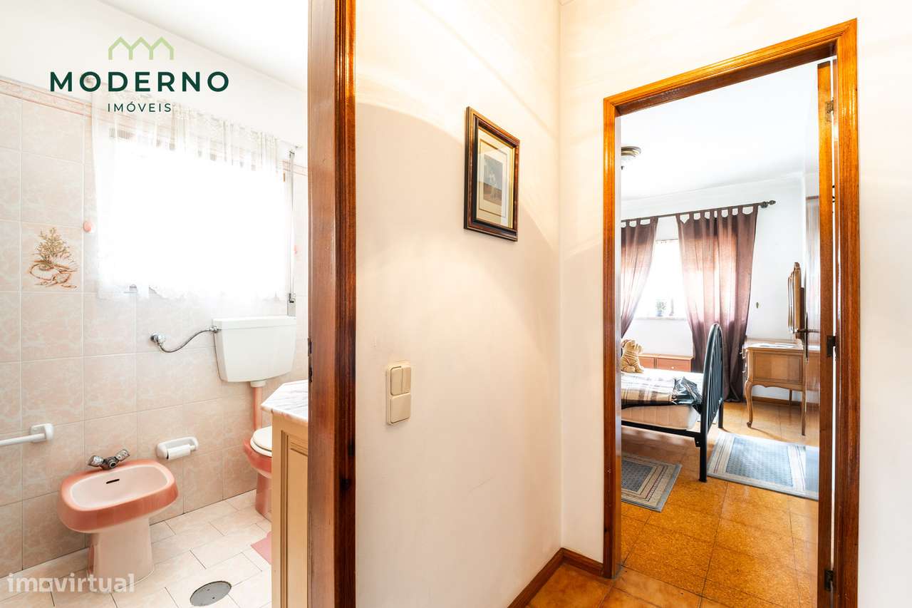 Apartamento T2 com garagem – Eiras, Coimbra-13
