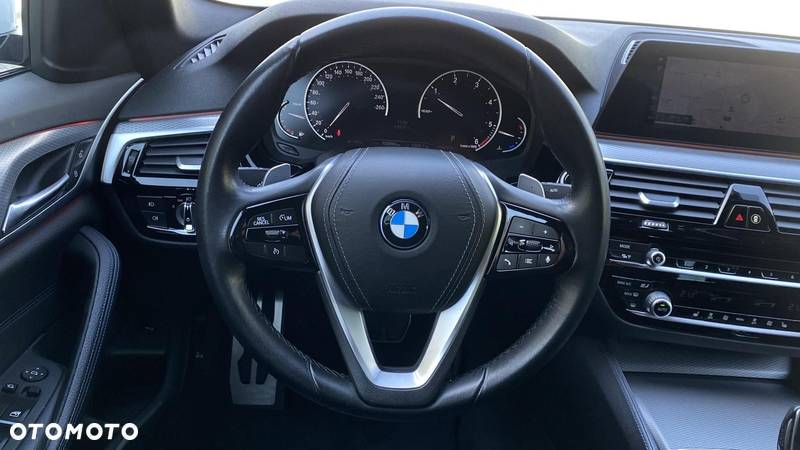 BMW Seria 5 - 25