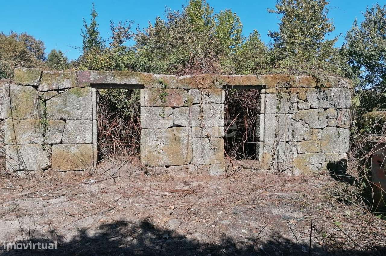 Terreno com Potencial de Construção em Travanca – Amarante - Grande imagem: 2/10