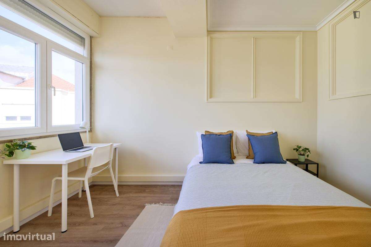 Quarto - localizado em Picoas Lisbon - Grande imagem: 3/15