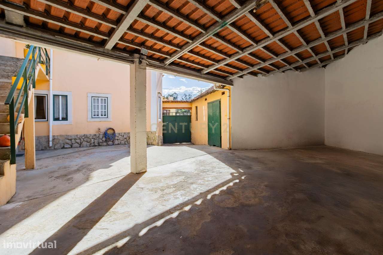 Moradia T5 com 250 m², no Coração do Juncal, Porto de Mós-7